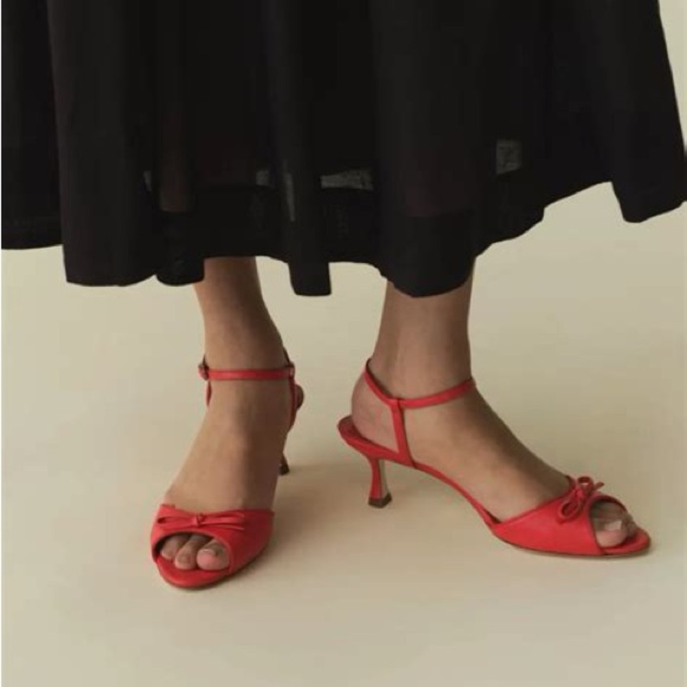 Doen Arianna Peep Toe Heel